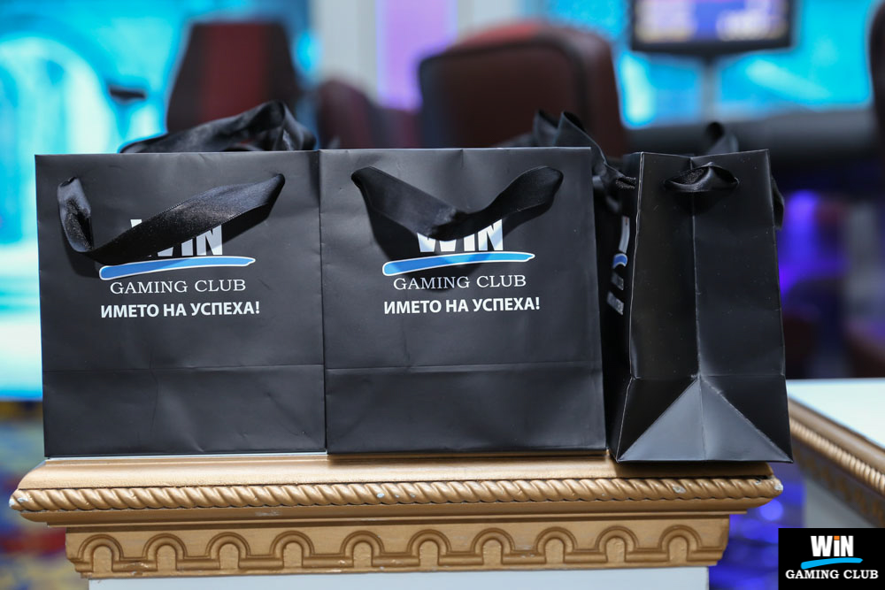 Утешителни награди в турнира по Blackjack в казино WinClub Кърджали