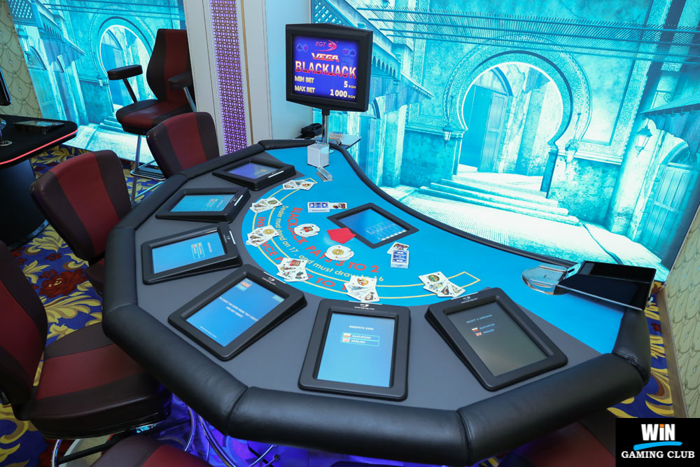 масата за Blackjack в казино WinClub Кърджали